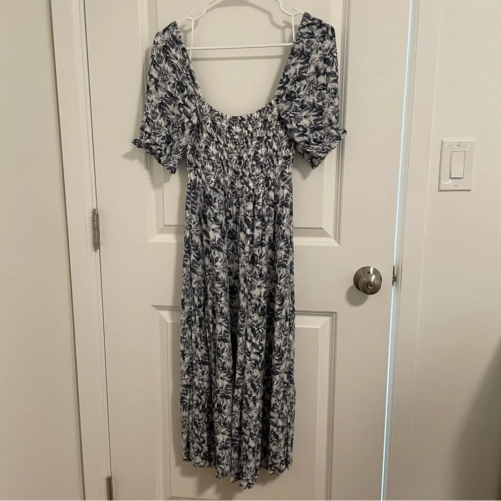 Abercrombie Floral Blue and White Midi Dress